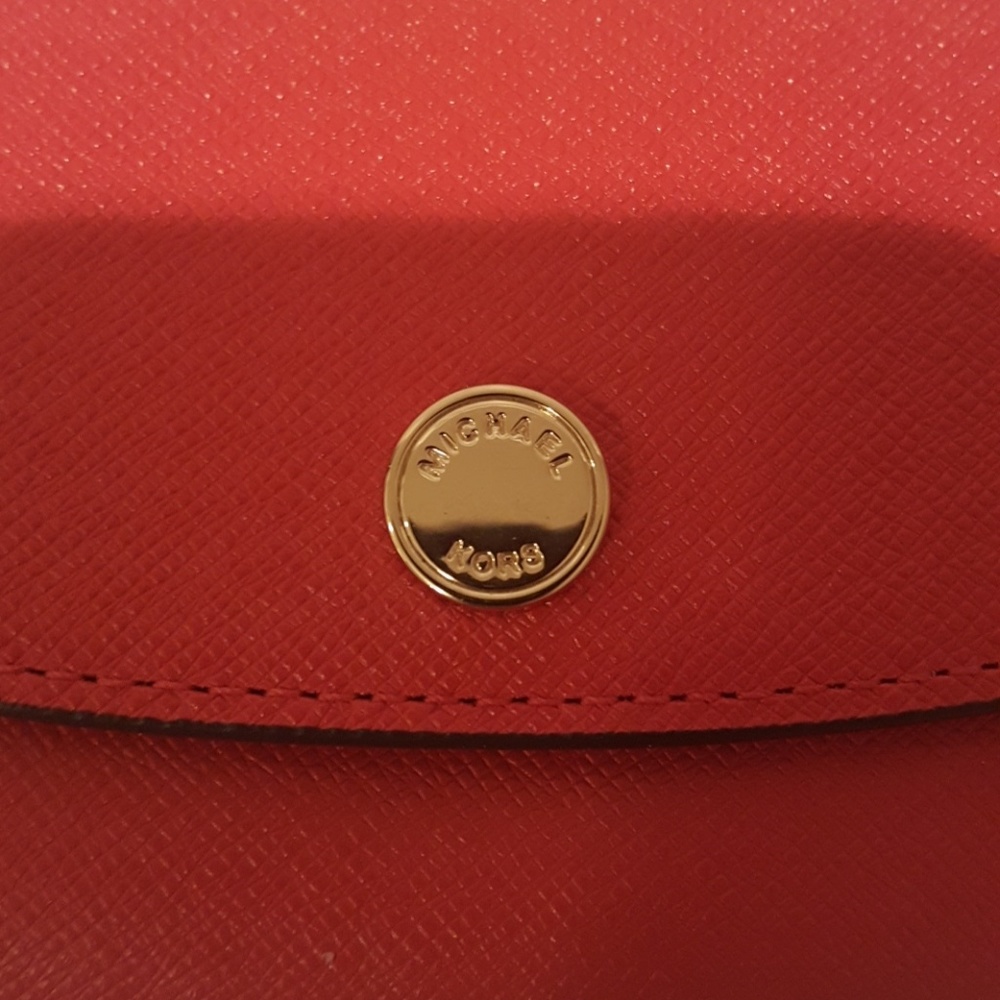 NEW Michael Kors wallet - Picture 2 of 6